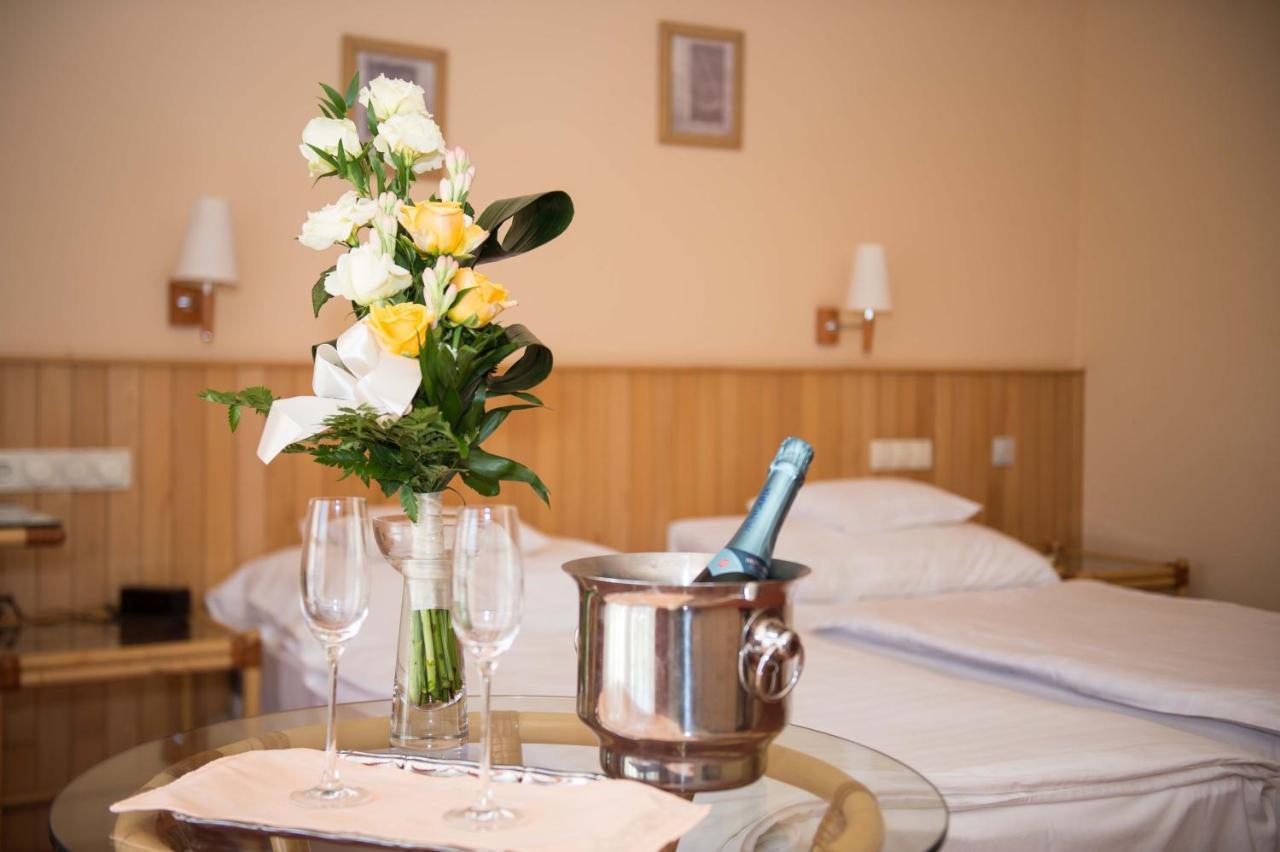 Martfu Hotel Thermal Spa المظهر الخارجي الصورة