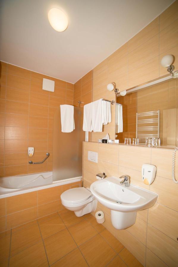 Martfu Hotel Thermal Spa المظهر الخارجي الصورة