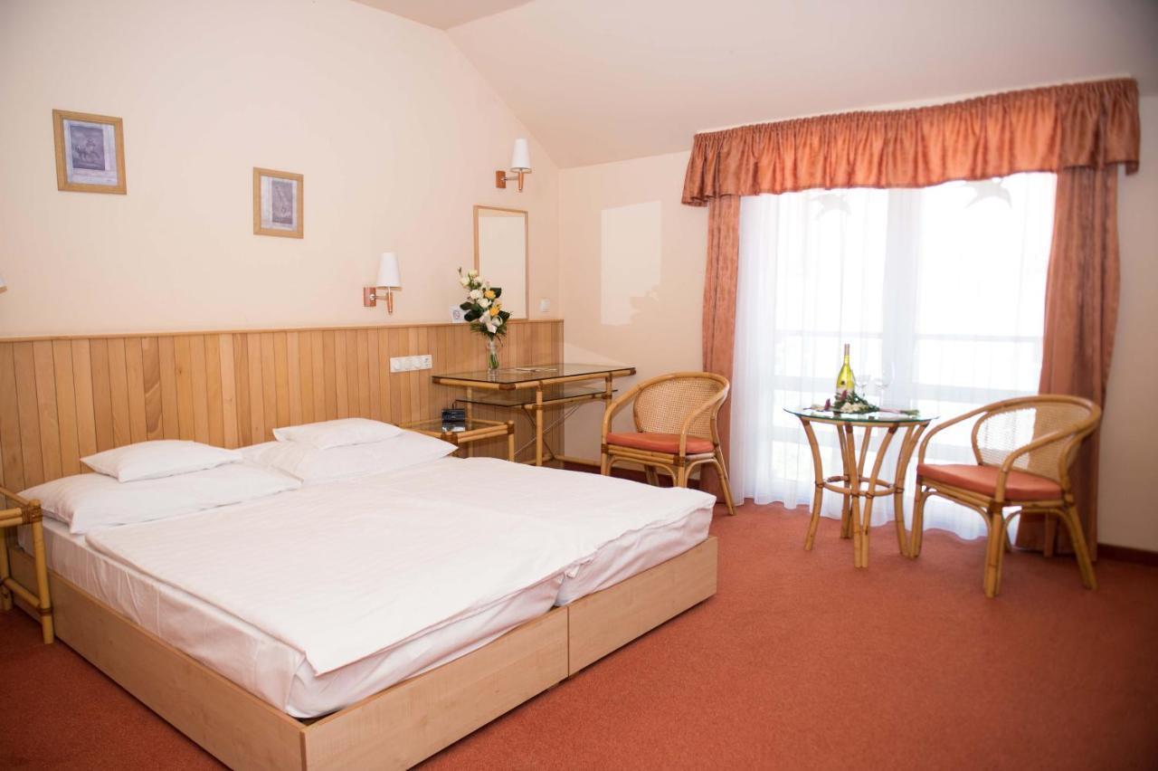 Martfu Hotel Thermal Spa المظهر الخارجي الصورة